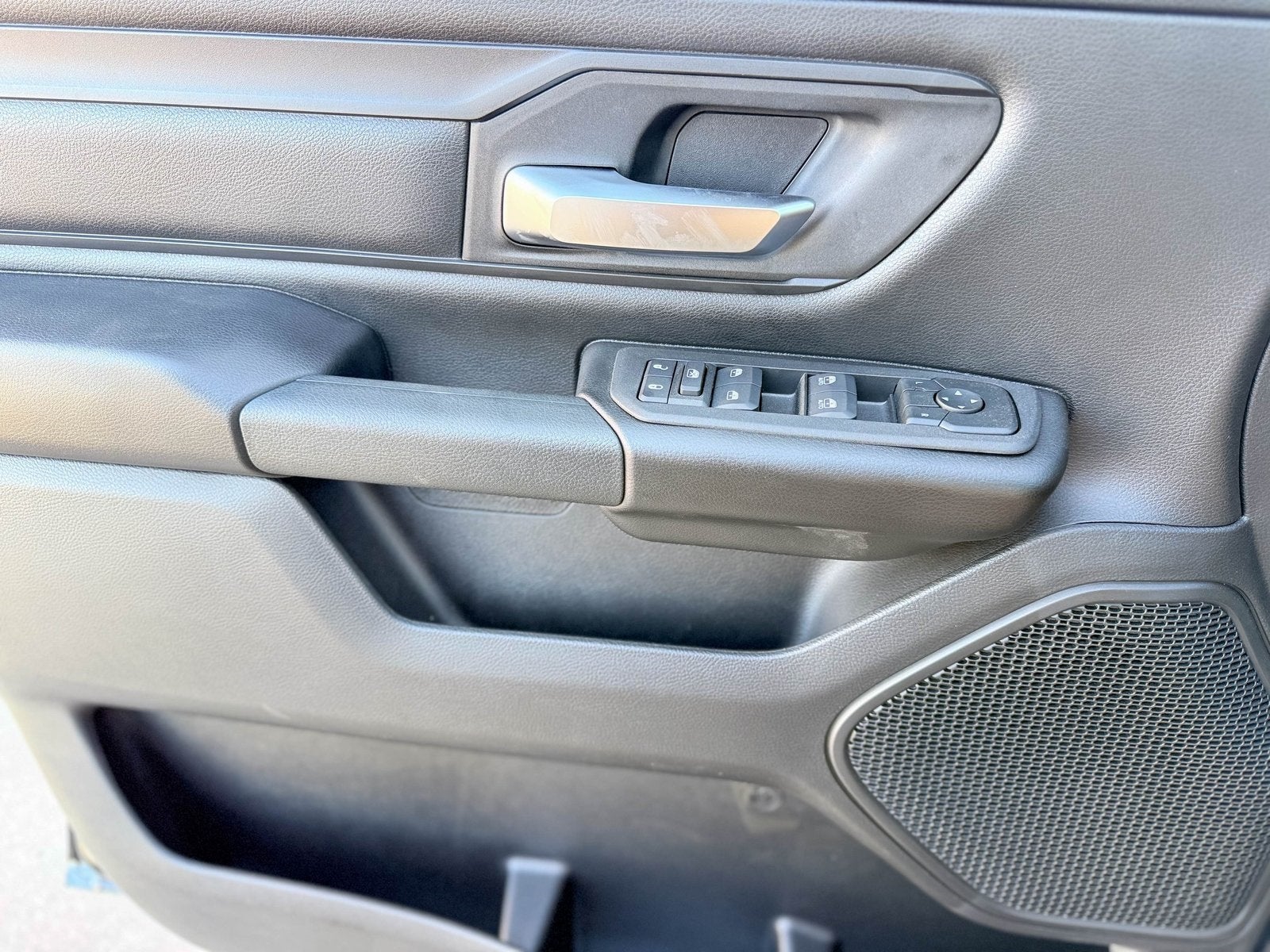 2025 RAM Ram 1500 RAM 1500 TRADESMAN CREW CAB 4X2 5'7' BOX