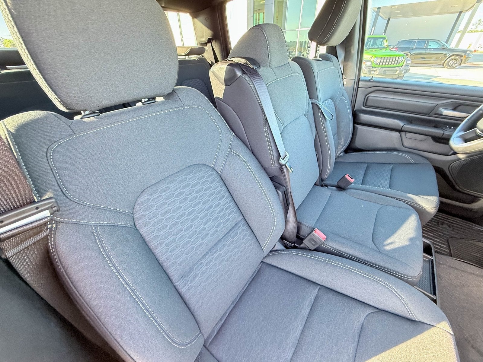 2025 RAM Ram 1500 RAM 1500 TRADESMAN CREW CAB 4X2 5'7' BOX