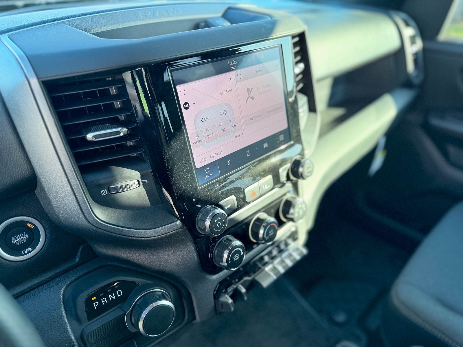 2025 RAM Ram 1500 RAM 1500 TRADESMAN CREW CAB 4X2 5'7' BOX