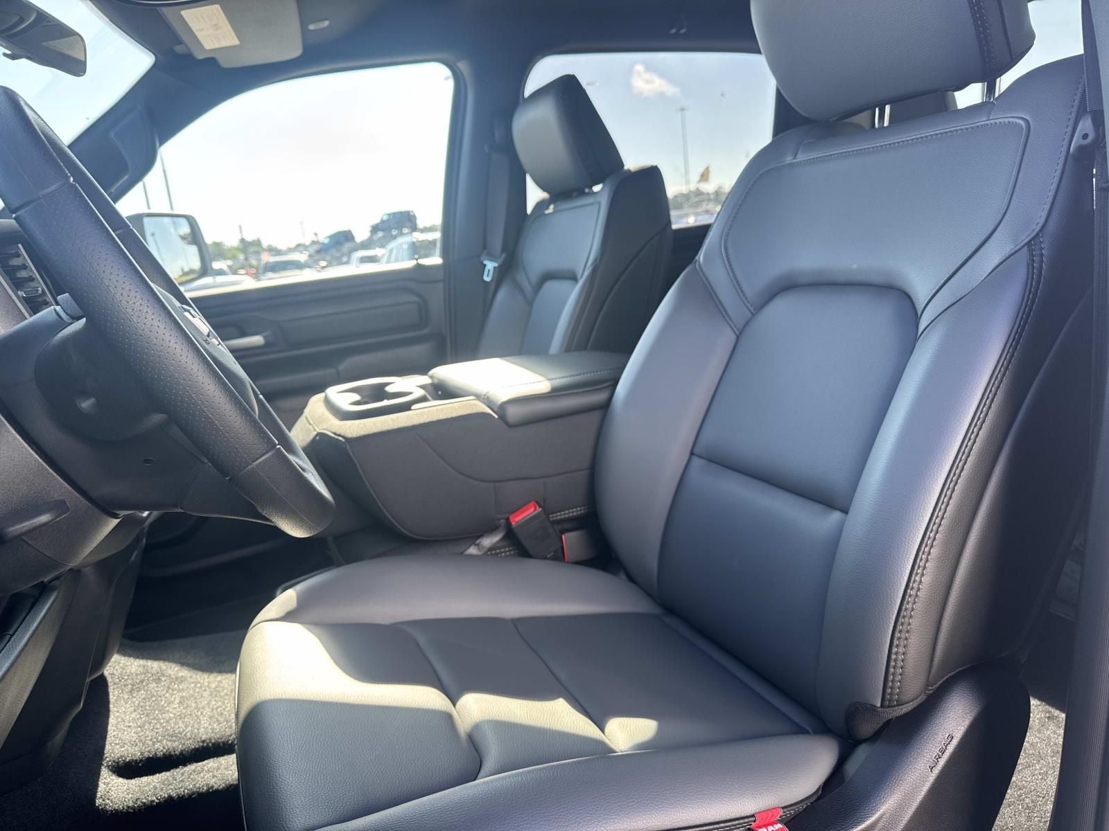 2026 RAM 1500 RAM 1500 TRADESMAN CREW CAB 4X2 5'7' BOX