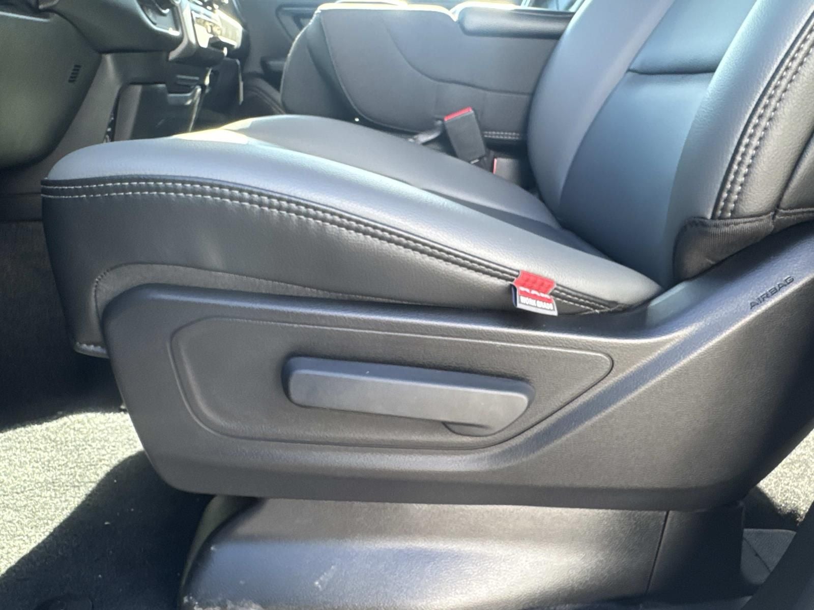2026 RAM 1500 RAM 1500 TRADESMAN CREW CAB 4X2 5'7' BOX