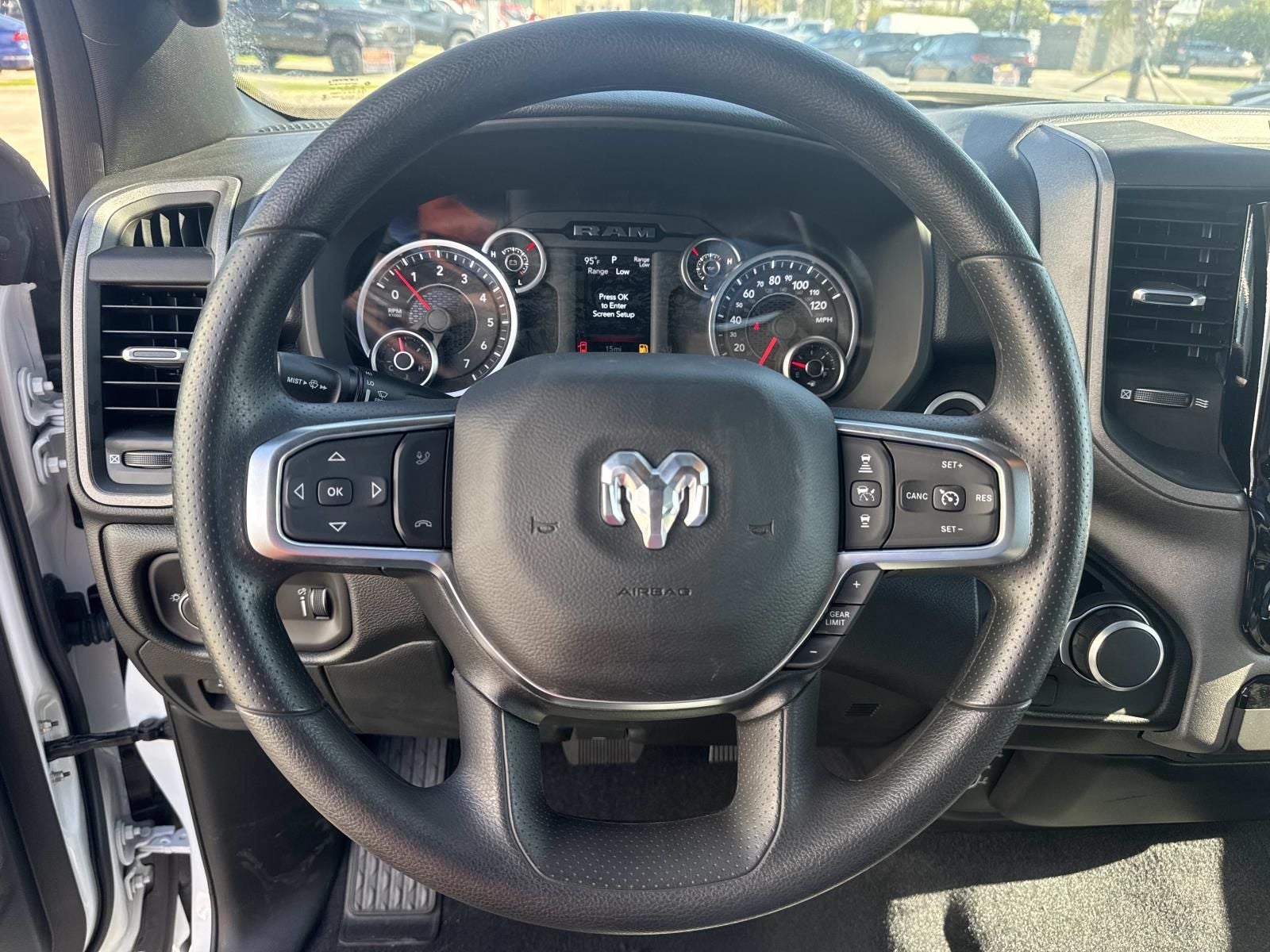 2026 RAM 1500 RAM 1500 TRADESMAN CREW CAB 4X2 5'7' BOX