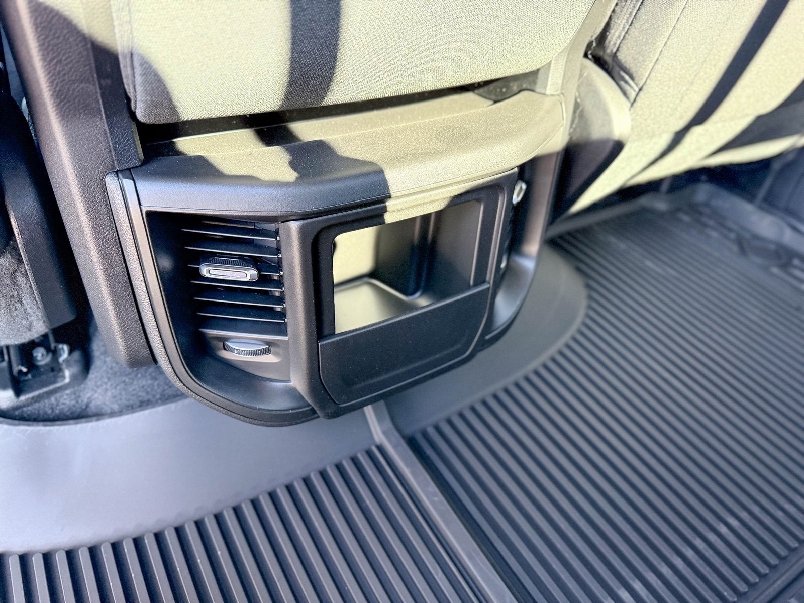 2025 RAM Ram 1500 RAM 1500 TRADESMAN CREW CAB 4X2 5'7' BOX