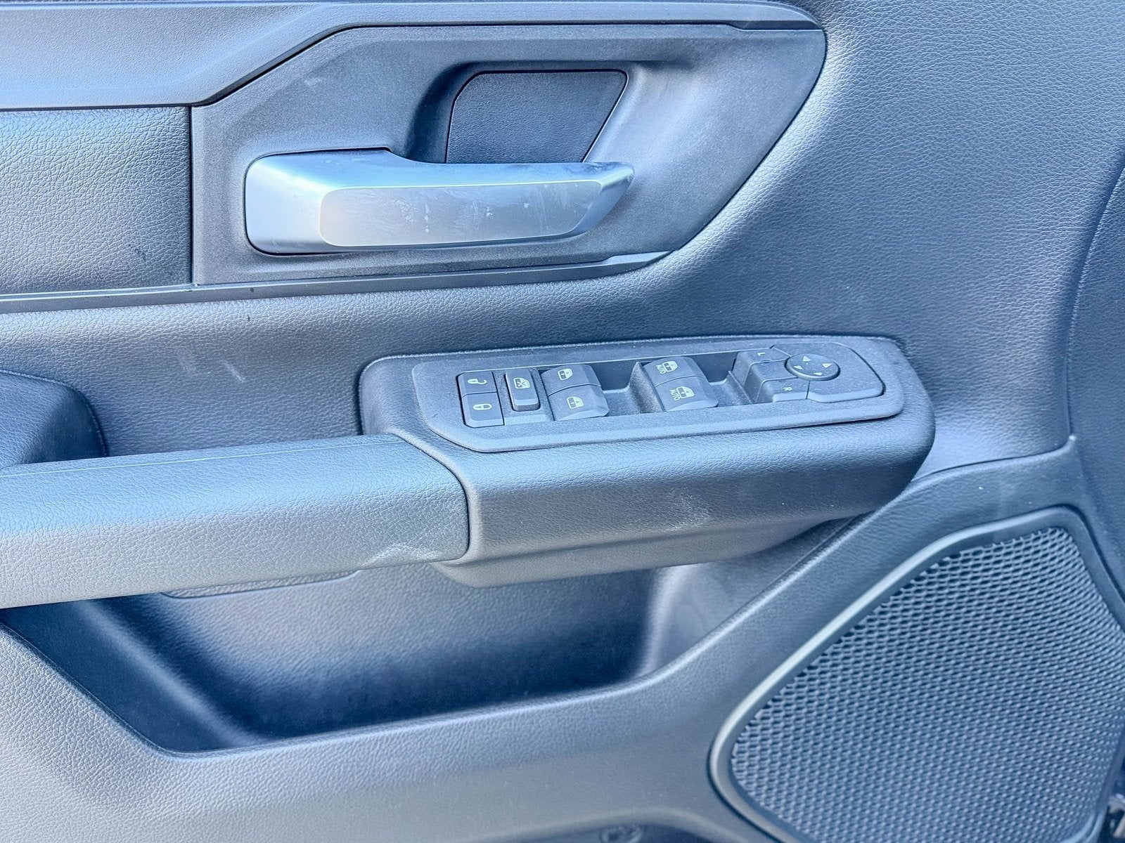 2025 RAM Ram 1500 RAM 1500 TRADESMAN CREW CAB 4X2 5'7' BOX