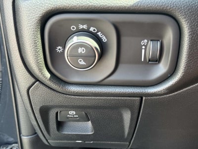 2026 RAM Ram 1500 RAM 1500 EXPRESS CREW CAB 4X2 5'7' BOX