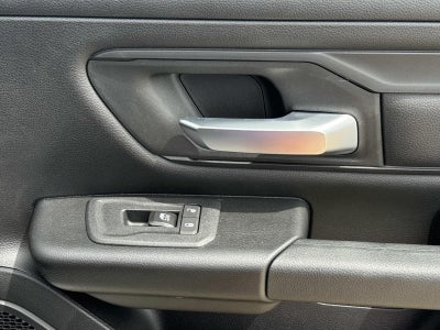 2026 RAM Ram 1500 RAM 1500 TRADESMAN CREW CAB 4X2 5'7' BOX