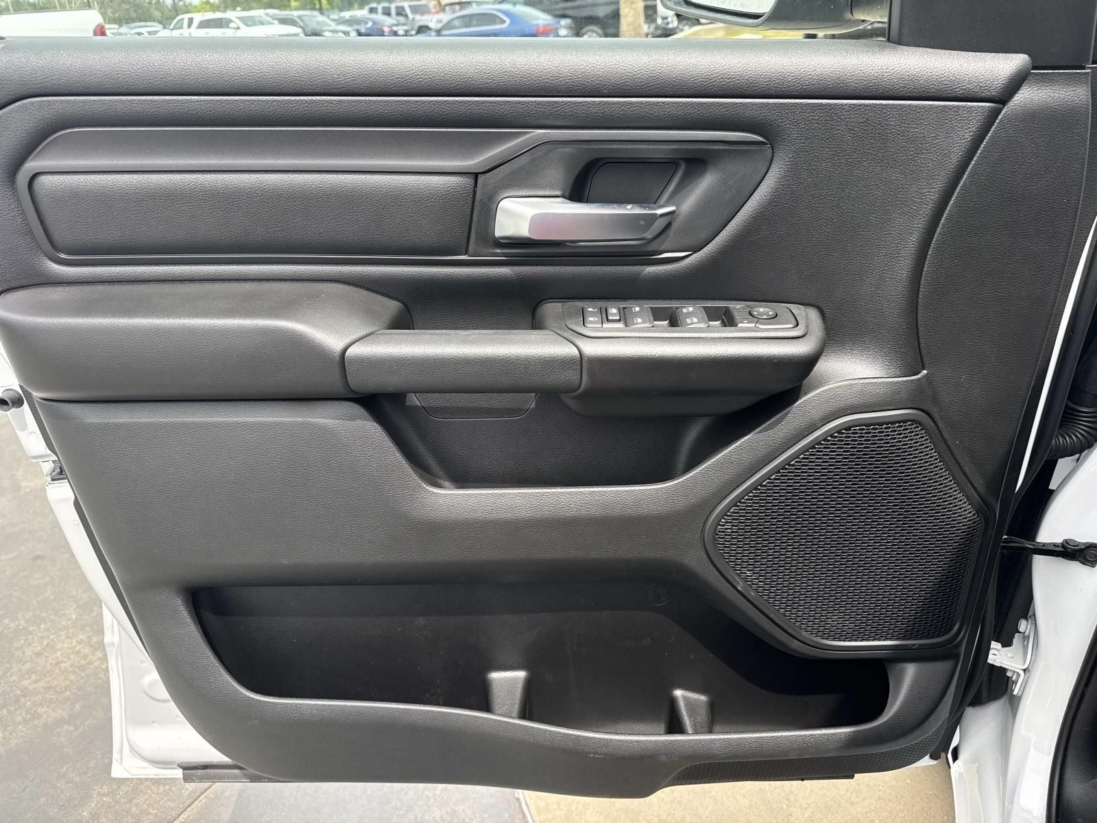 2026 RAM Ram 1500 RAM 1500 TRADESMAN CREW CAB 4X2 5'7' BOX