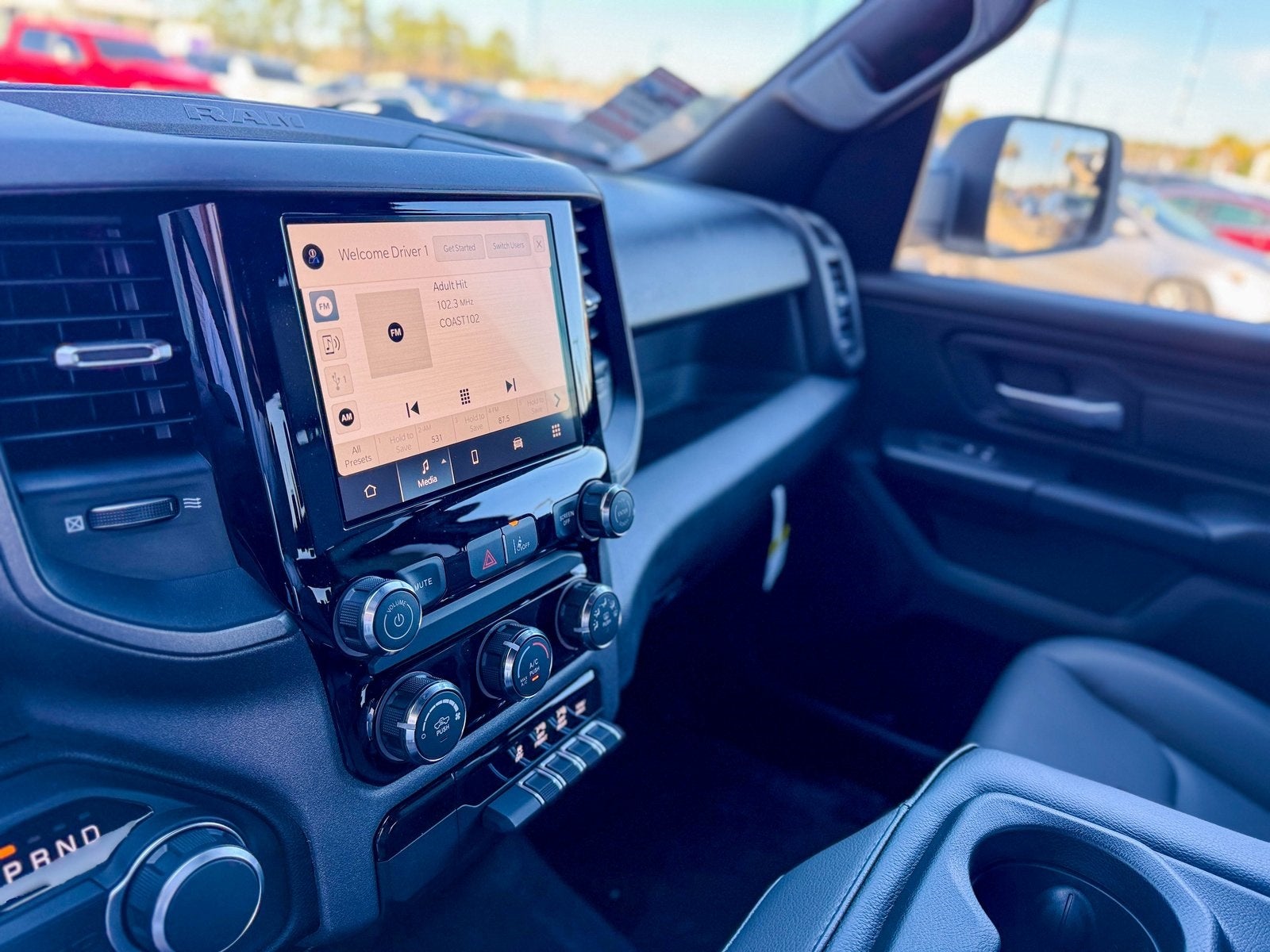 2026 RAM Ram 1500 RAM 1500 TRADESMAN CREW CAB 4X2 5'7' BOX