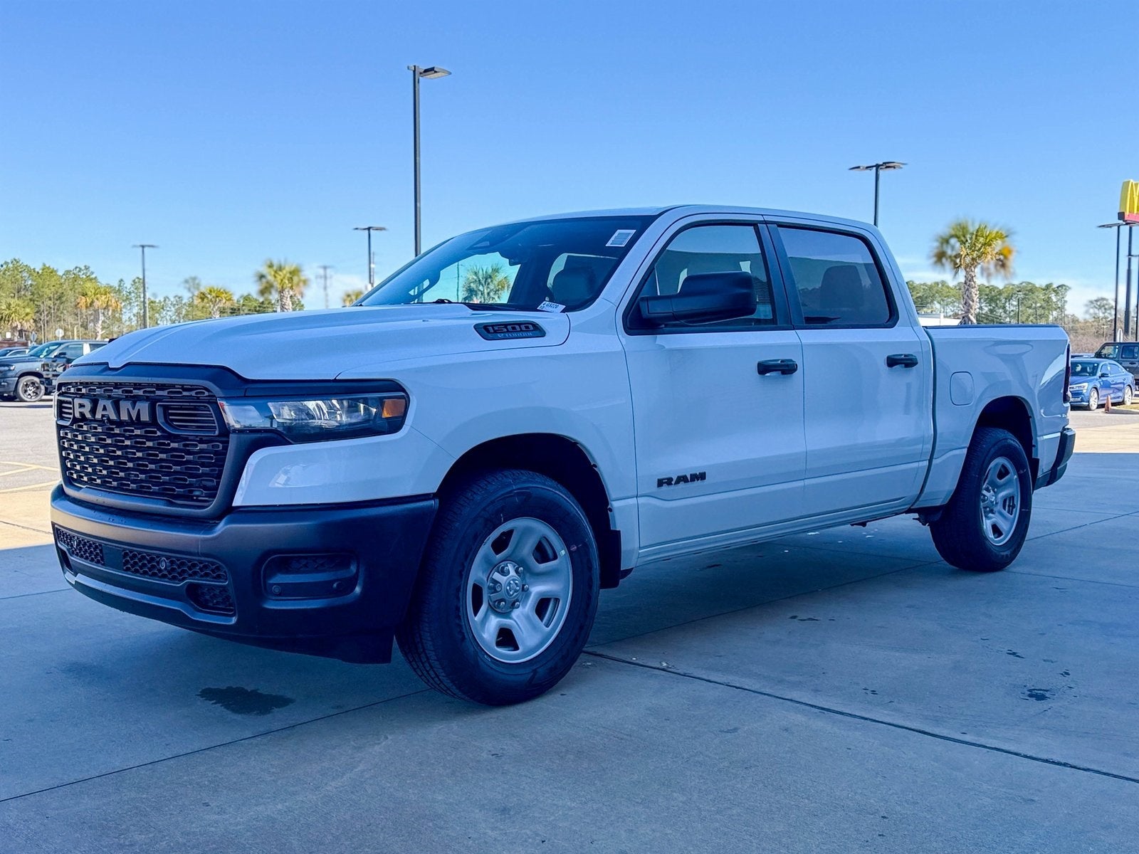 2026 RAM Ram 1500 RAM 1500 TRADESMAN CREW CAB 4X2 5'7' BOX