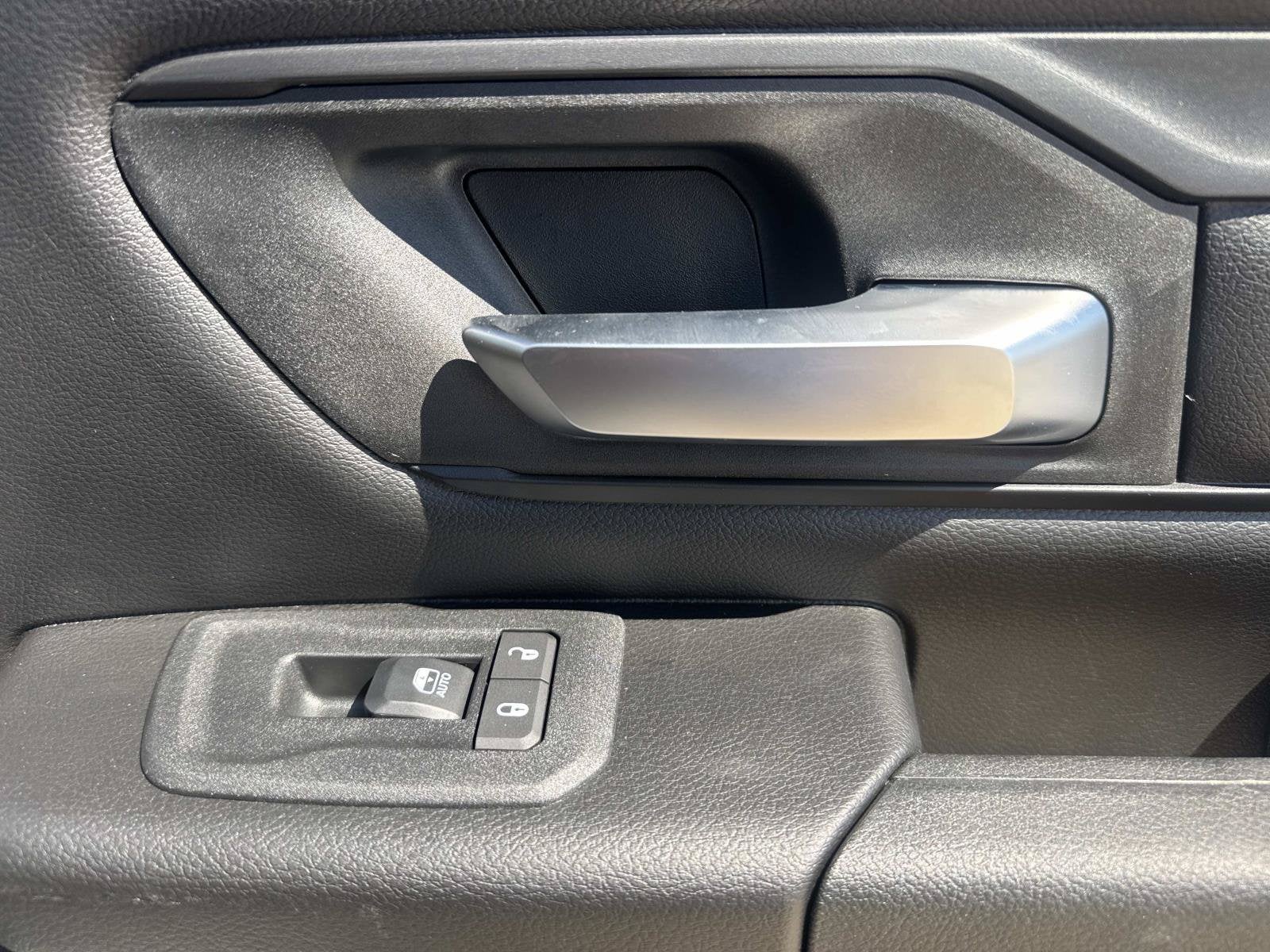 2026 RAM Ram 1500 RAM 1500 EXPRESS CREW CAB 4X2 5'7' BOX
