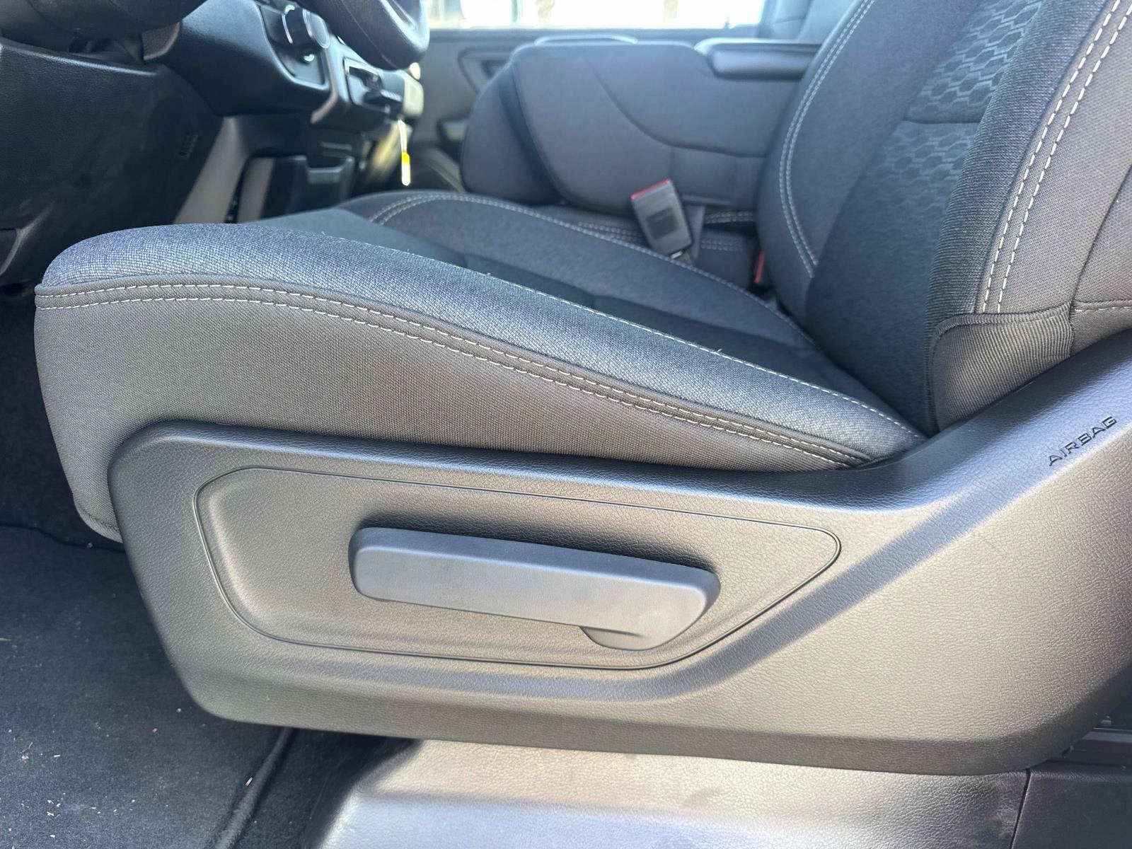 2026 RAM Ram 1500 RAM 1500 EXPRESS CREW CAB 4X2 5'7' BOX