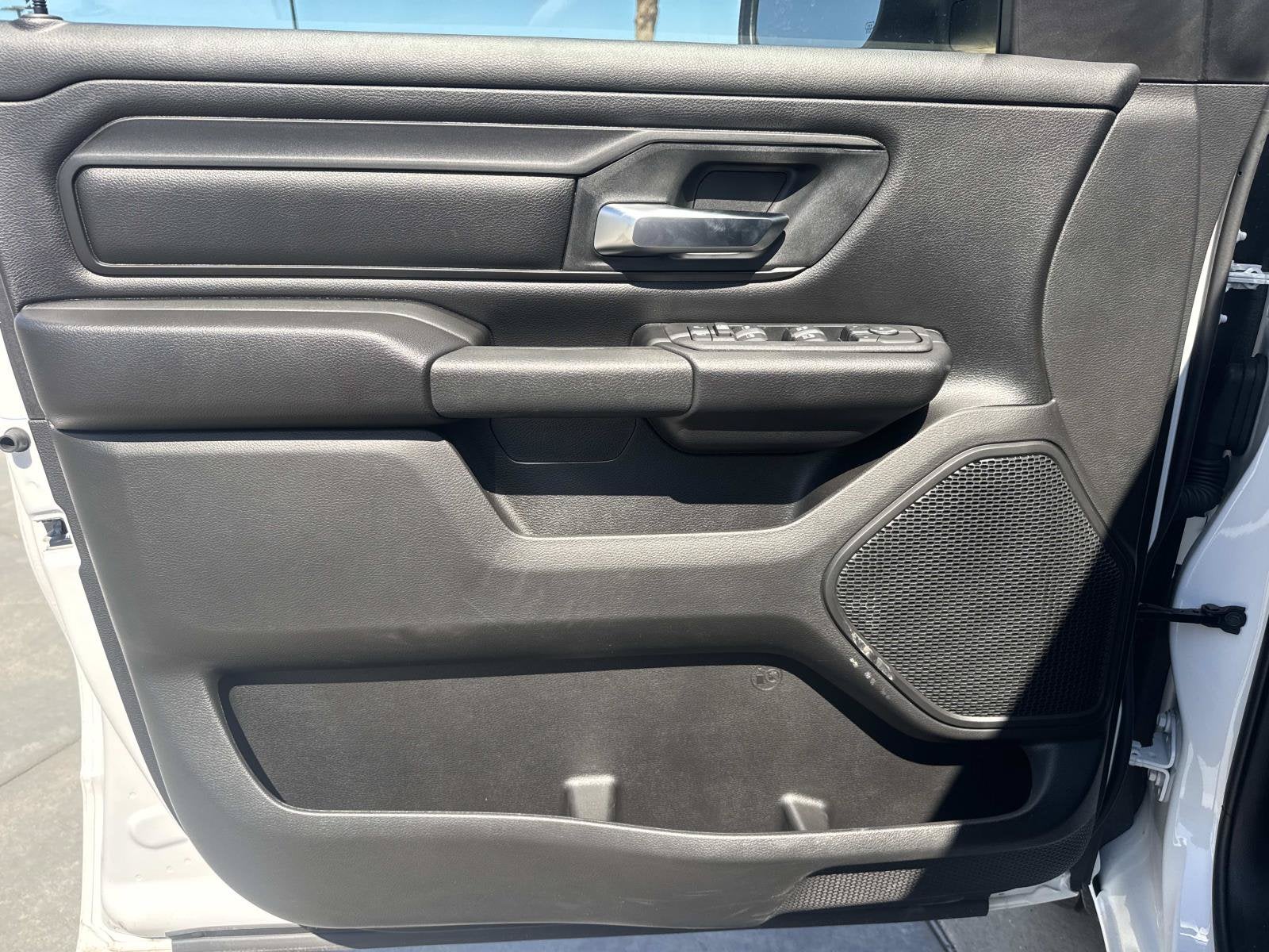 2026 RAM Ram 1500 RAM 1500 EXPRESS CREW CAB 4X2 5'7' BOX
