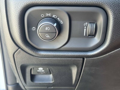 2026 RAM Ram 1500 RAM 1500 EXPRESS CREW CAB 4X2 5'7' BOX