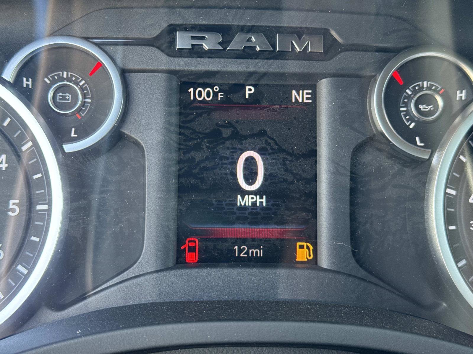 2026 RAM Ram 1500 RAM 1500 EXPRESS CREW CAB 4X2 5'7' BOX