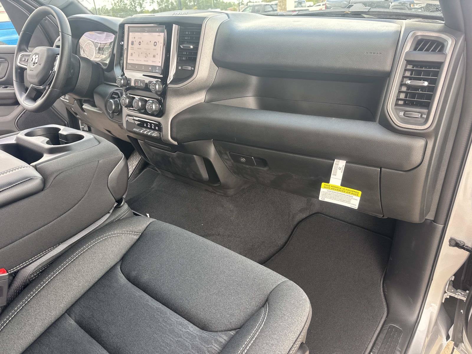 2026 RAM Ram 1500 RAM 1500 EXPRESS CREW CAB 4X2 5'7' BOX