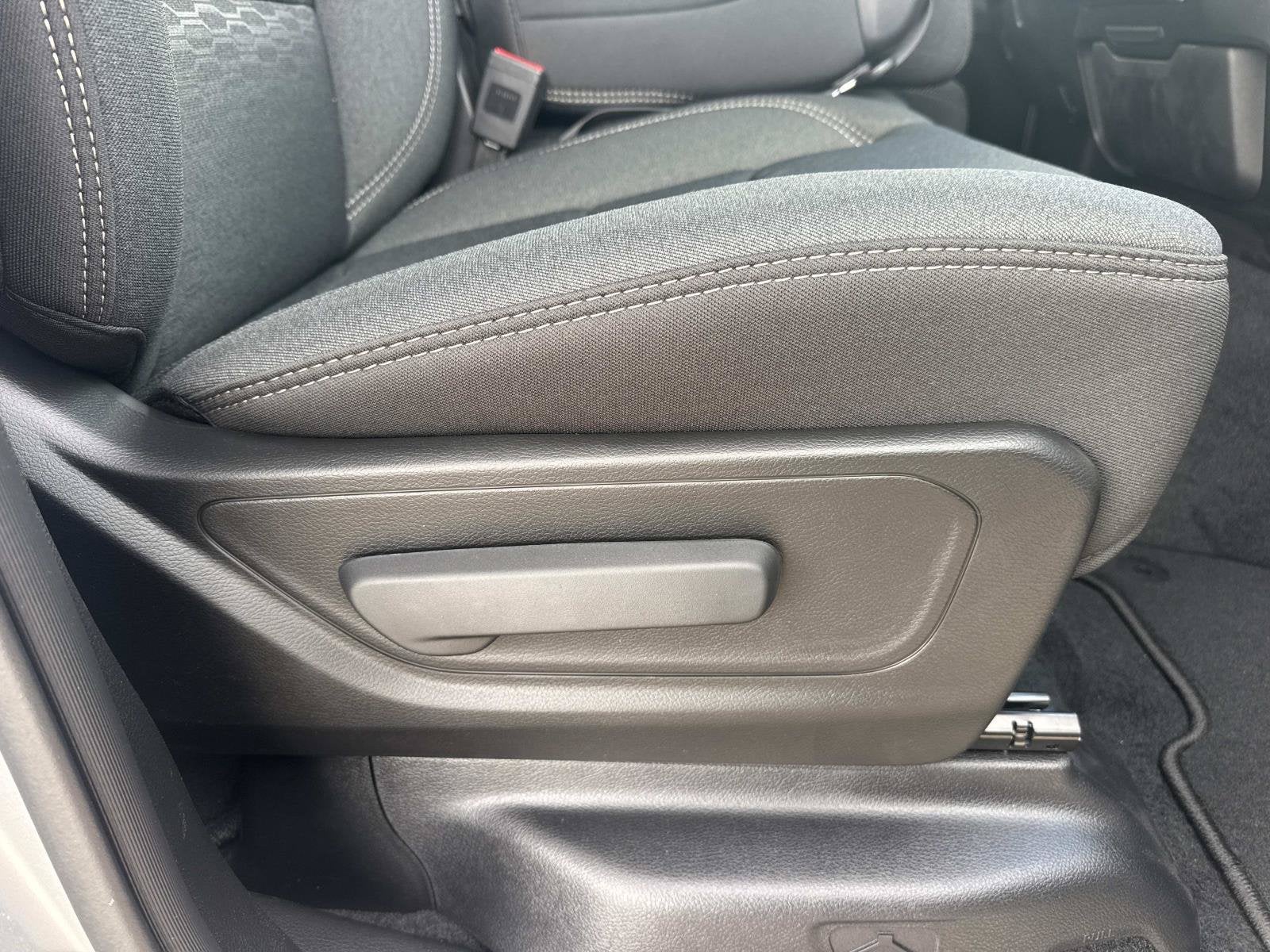 2026 RAM Ram 1500 RAM 1500 EXPRESS CREW CAB 4X2 5'7' BOX