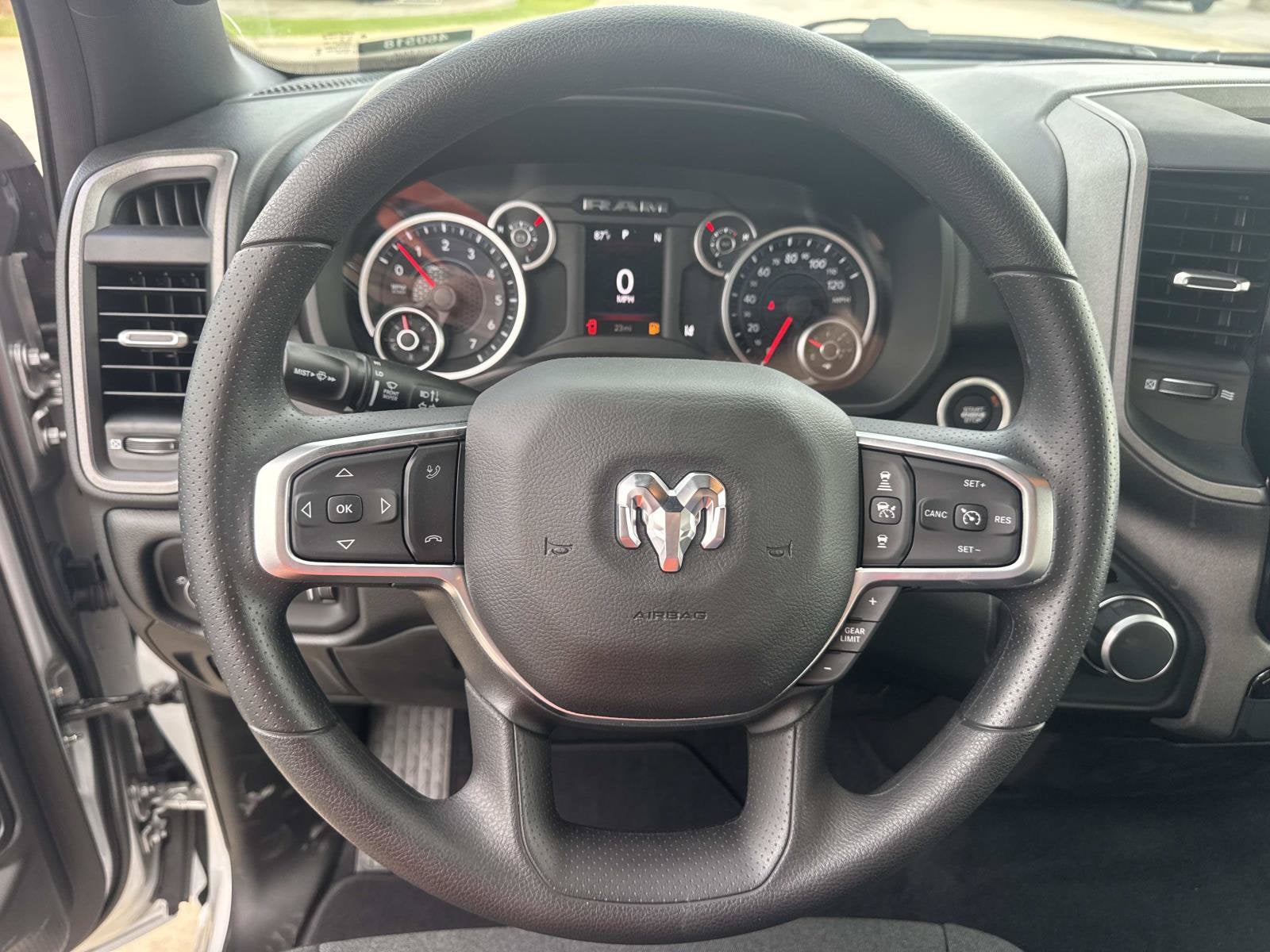 2026 RAM Ram 1500 RAM 1500 EXPRESS CREW CAB 4X2 5'7' BOX