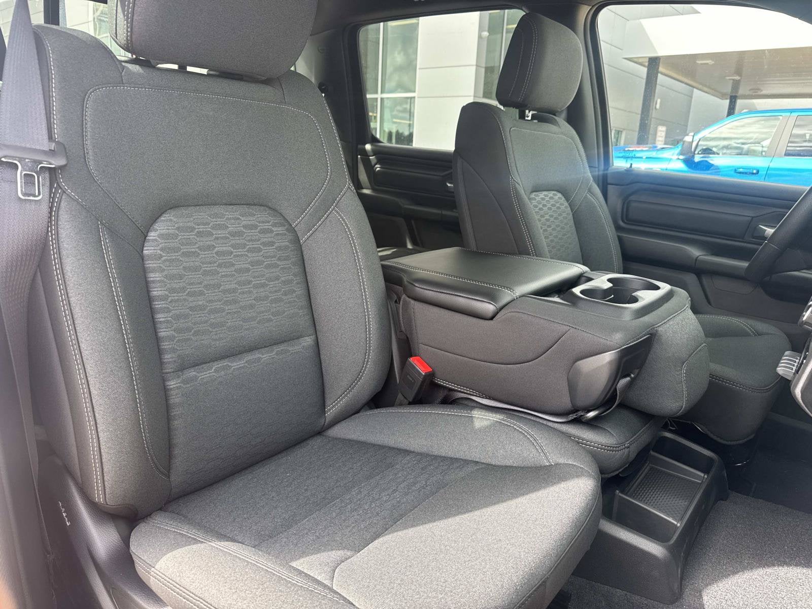 2026 RAM Ram 1500 RAM 1500 EXPRESS CREW CAB 4X2 5'7' BOX
