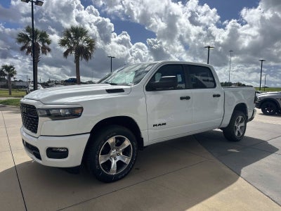 2026 RAM Ram 1500 RAM 1500 EXPRESS CREW CAB 4X2 5'7' BOX