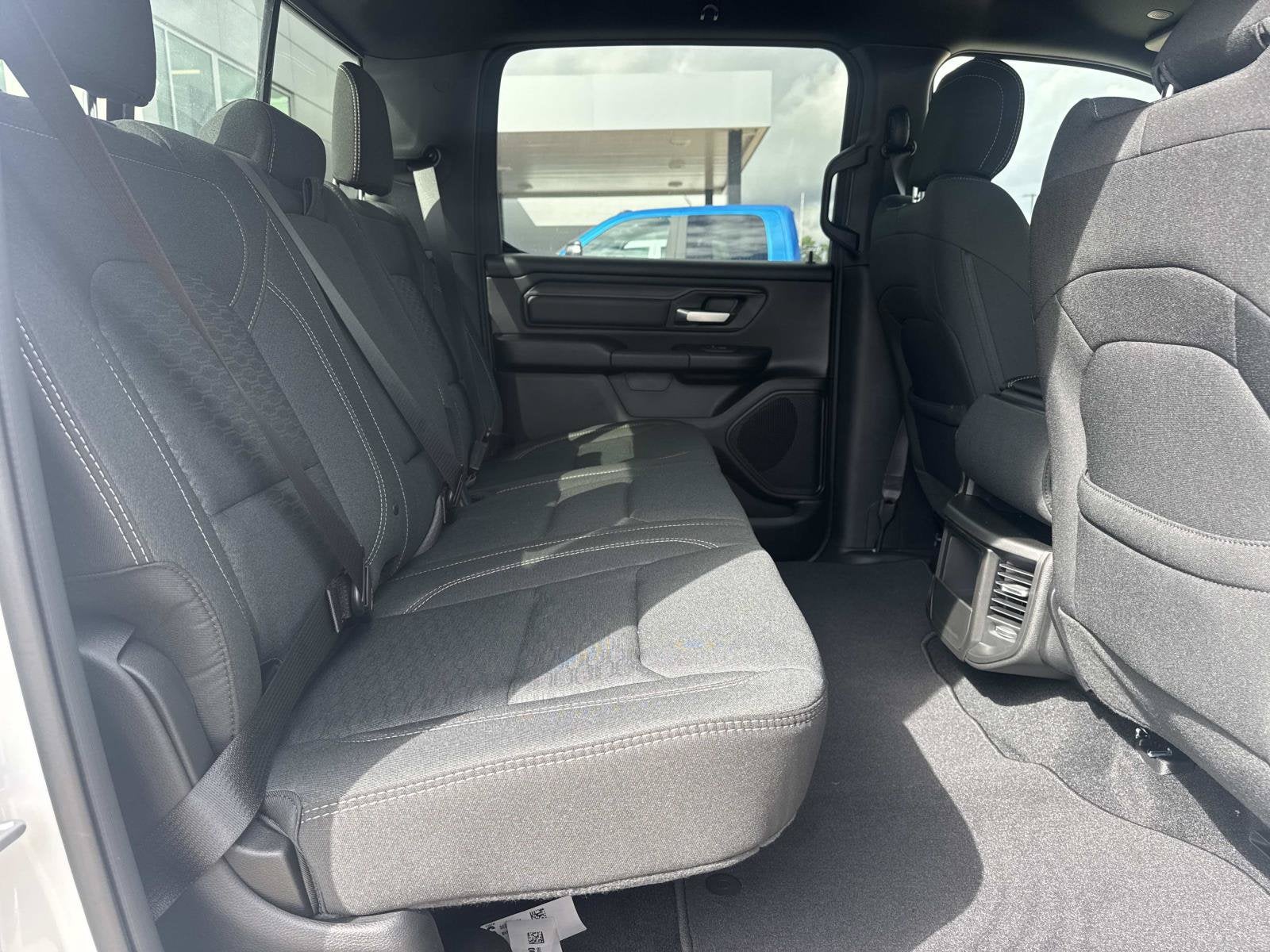 2026 RAM Ram 1500 RAM 1500 EXPRESS CREW CAB 4X2 5'7' BOX