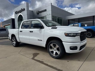 2026 RAM Ram 1500 RAM 1500 EXPRESS CREW CAB 4X2 5'7' BOX