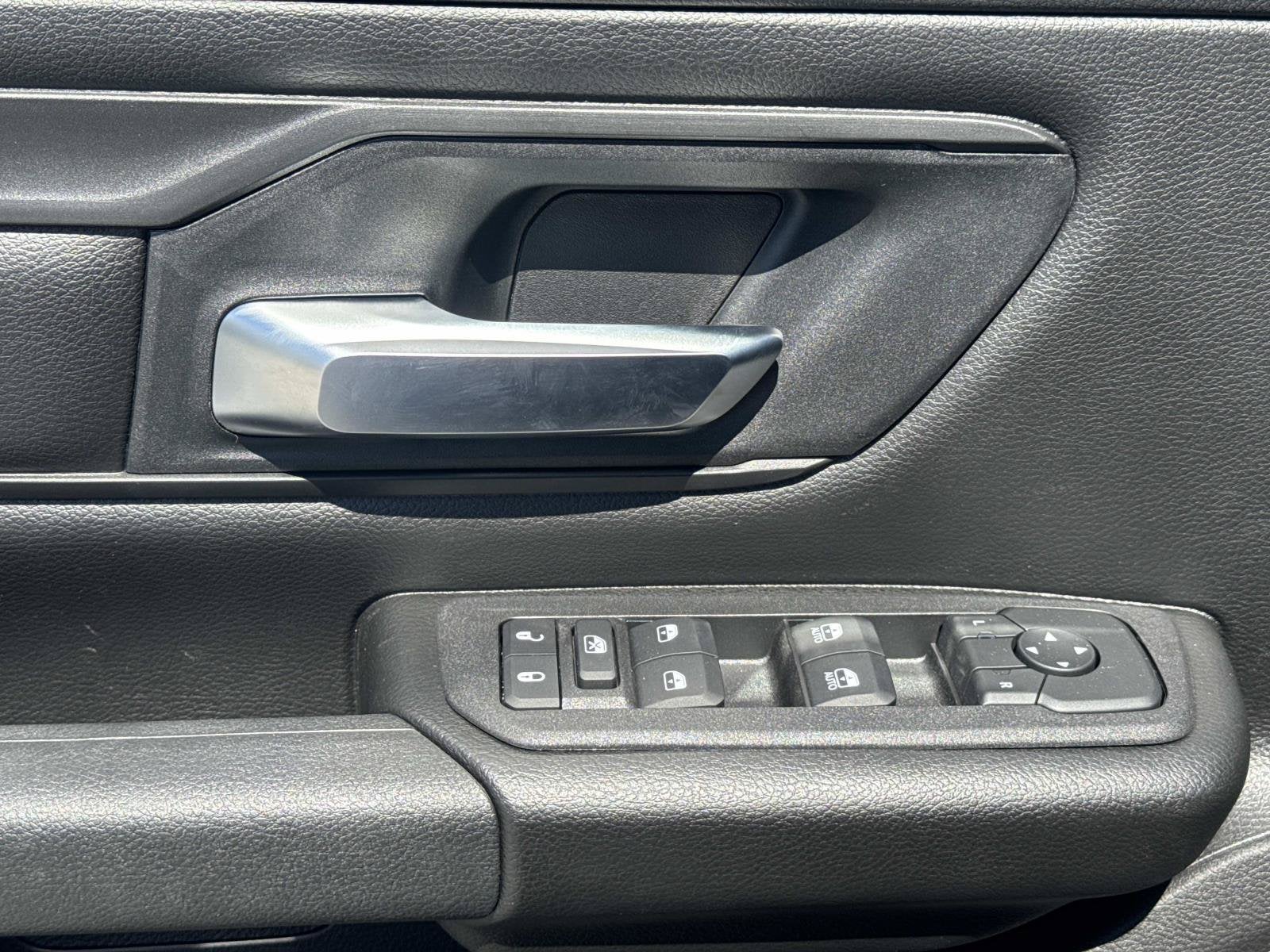 2026 RAM Ram 1500 RAM 1500 EXPRESS CREW CAB 4X2 5'7' BOX