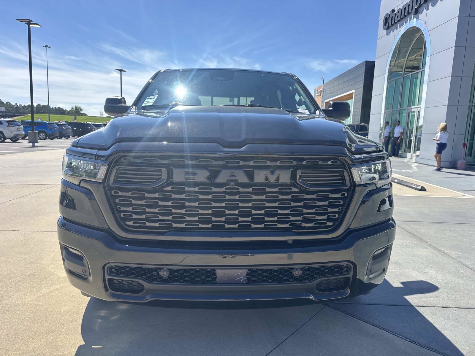 2026 RAM Ram 1500 RAM 1500 EXPRESS CREW CAB 4X2 5'7' BOX