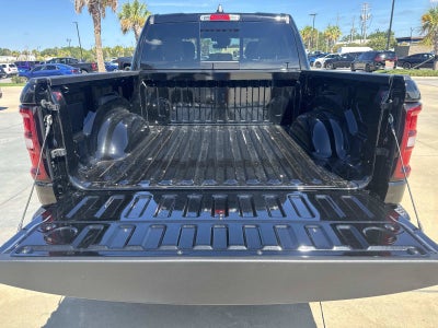 2026 RAM Ram 1500 RAM 1500 EXPRESS CREW CAB 4X2 5'7' BOX
