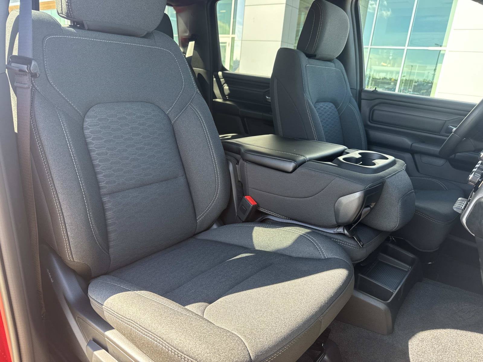 2026 RAM Ram 1500 RAM 1500 EXPRESS CREW CAB 4X2 5'7' BOX