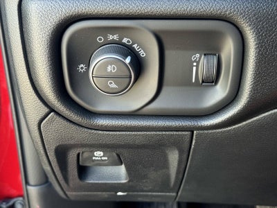 2026 RAM Ram 1500 RAM 1500 EXPRESS CREW CAB 4X2 5'7' BOX