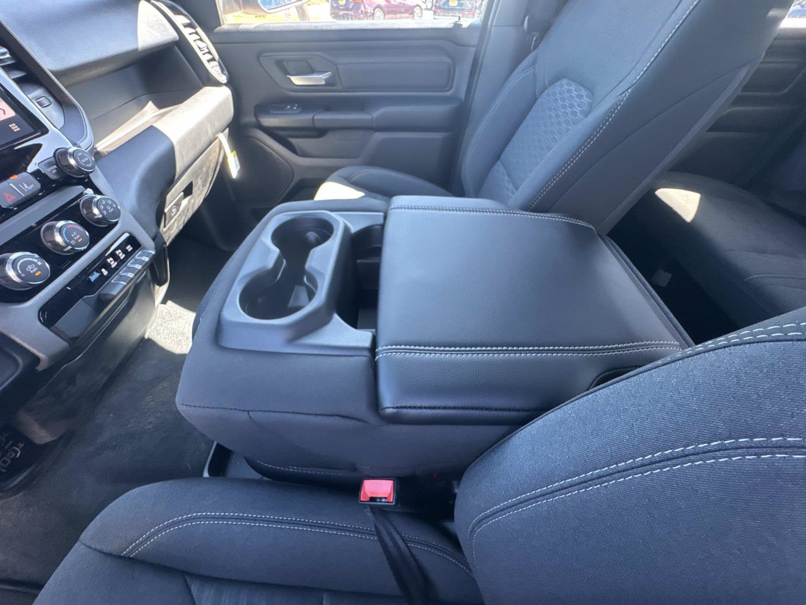 2026 RAM Ram 1500 RAM 1500 EXPRESS CREW CAB 4X2 5'7' BOX
