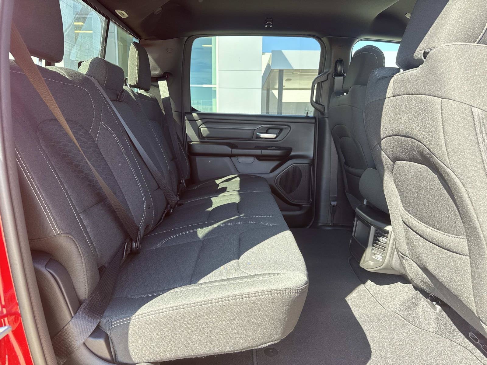 2026 RAM Ram 1500 RAM 1500 EXPRESS CREW CAB 4X2 5'7' BOX