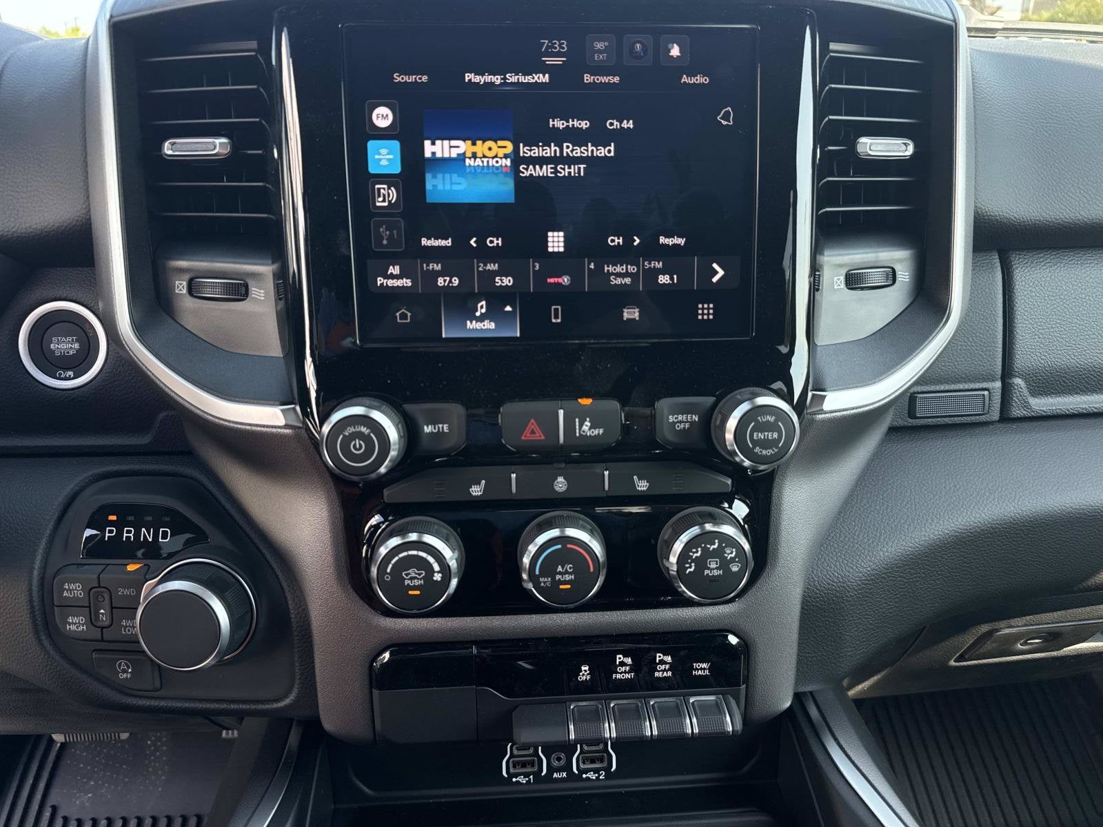 2026 RAM Ram 1500 RAM 1500 BIG HORN CREW CAB 4X4 5'7' BOX