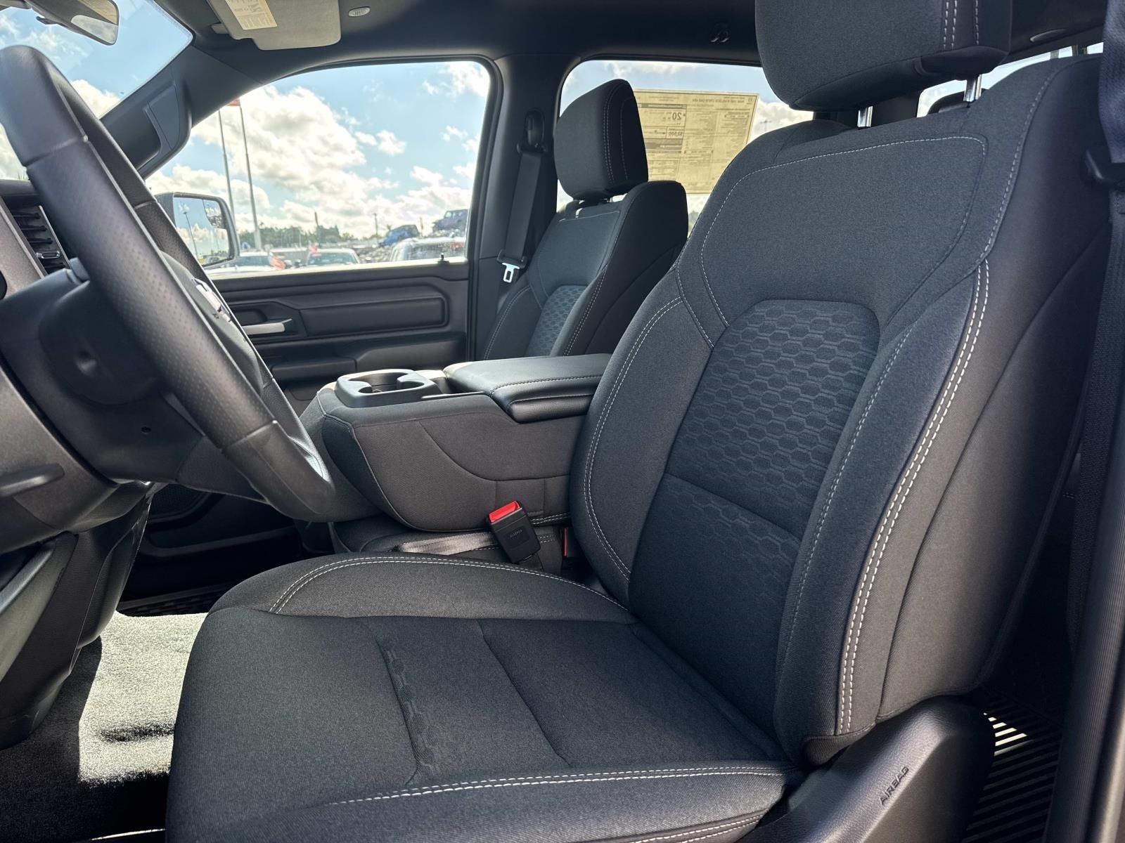 2026 RAM 1500 RAM 1500 WARLOCK CREW CAB 4X4 5'7' BOX