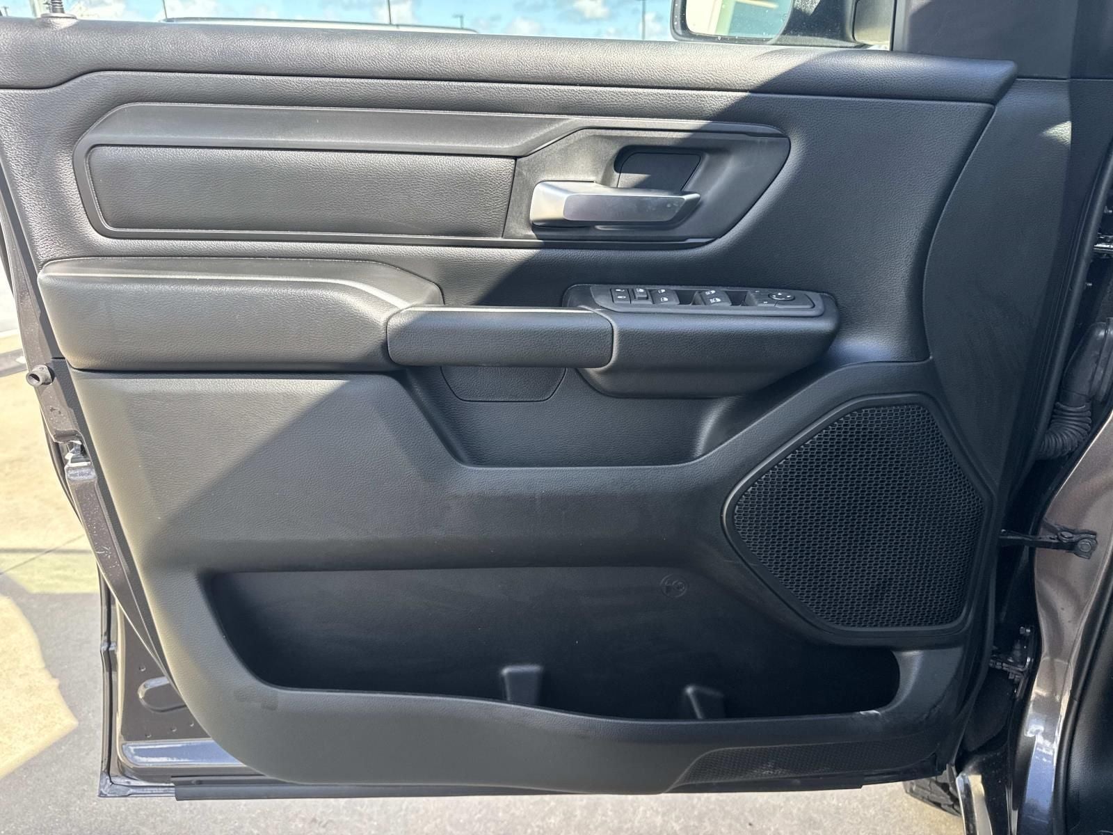 2026 RAM 1500 RAM 1500 WARLOCK CREW CAB 4X4 5'7' BOX