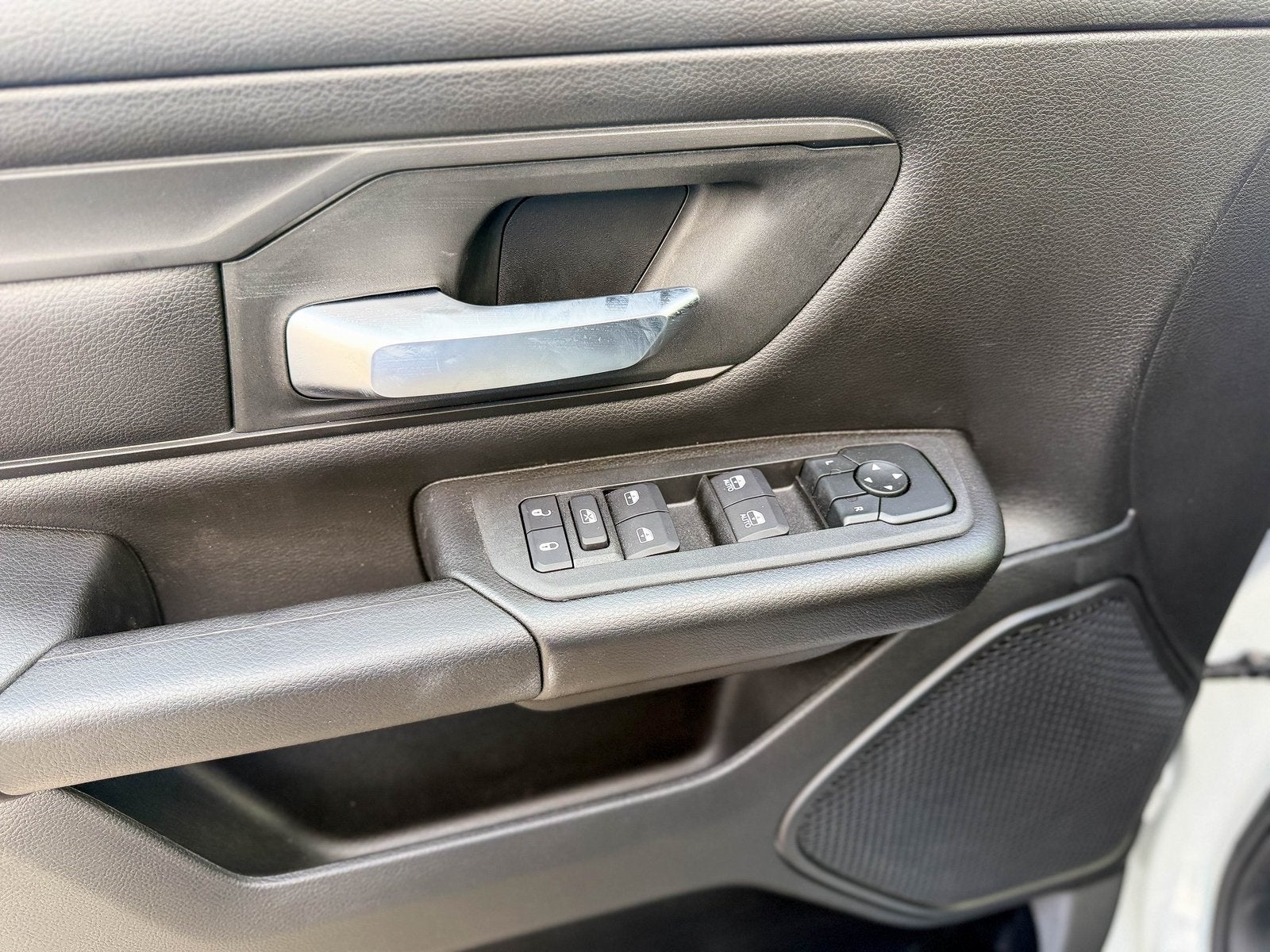 2026 RAM Ram 1500 RAM 1500 TRADESMAN CREW CAB 4X4 5'7' BOX