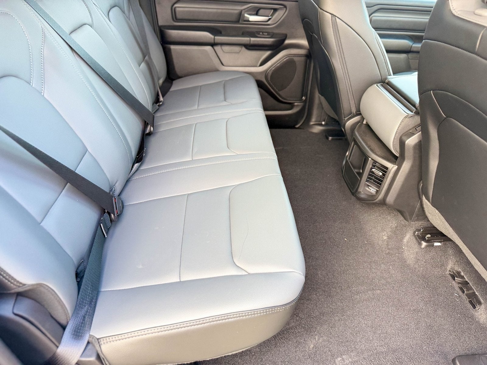 2026 RAM Ram 1500 RAM 1500 TRADESMAN CREW CAB 4X4 5'7' BOX