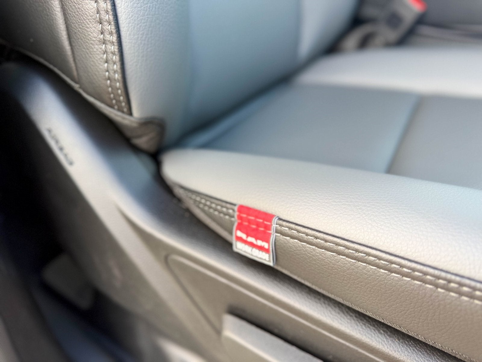 2026 RAM Ram 1500 RAM 1500 TRADESMAN CREW CAB 4X4 5'7' BOX