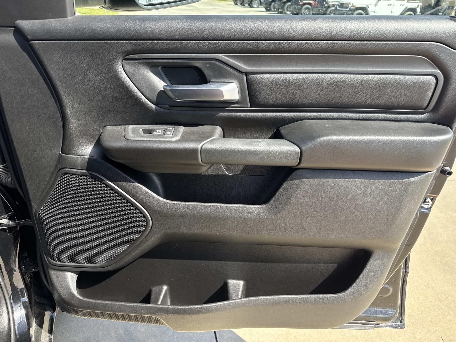 2026 RAM Ram 1500 RAM 1500 EXPRESS CREW CAB 4X4 5'7' BOX