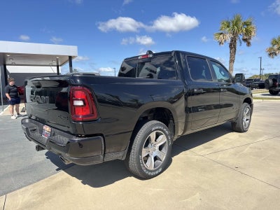 2026 RAM Ram 1500 RAM 1500 EXPRESS CREW CAB 4X4 5'7' BOX