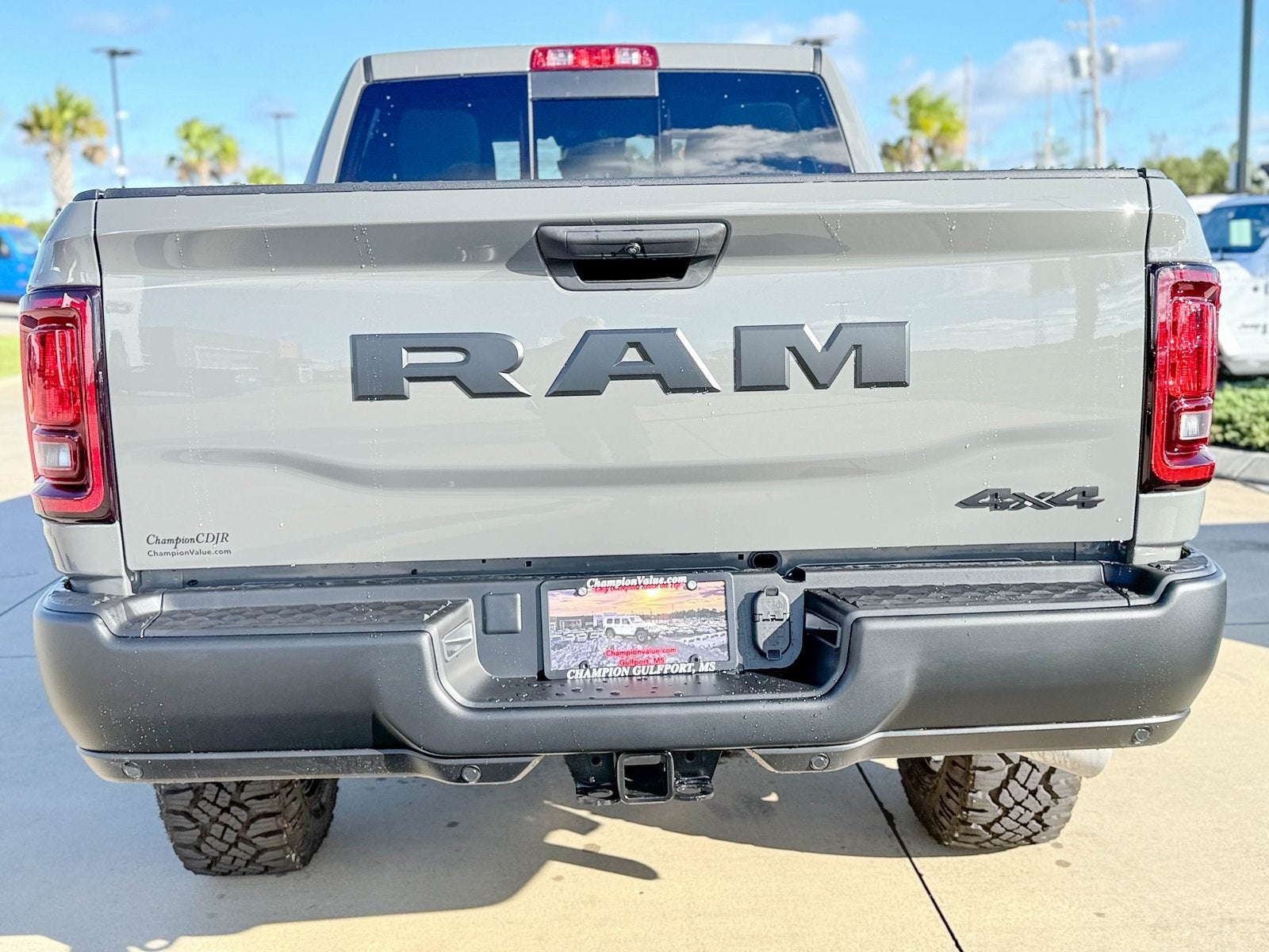 2026 RAM Ram 2500 RAM 2500 TRADESMAN CREW CAB 4X4 6'4' BOX