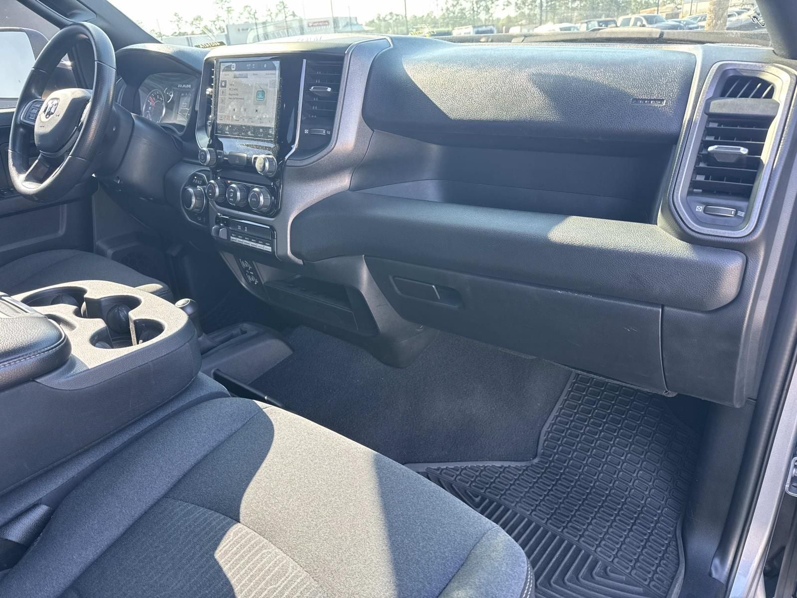 2022 RAM 2500 Tradesman Crew Cab 4x4 6'4' Box