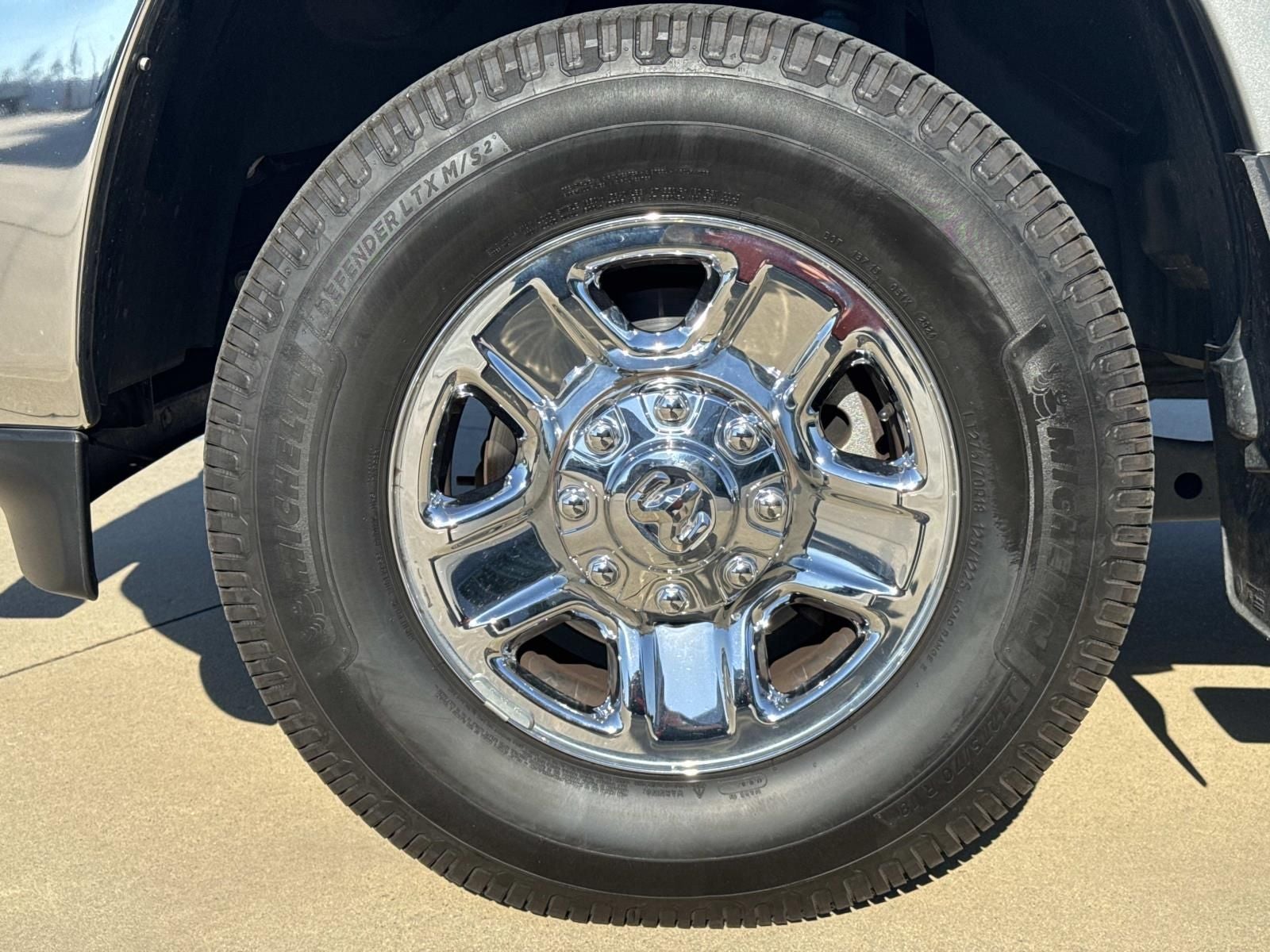 2022 RAM 2500 Tradesman Crew Cab 4x4 6'4' Box