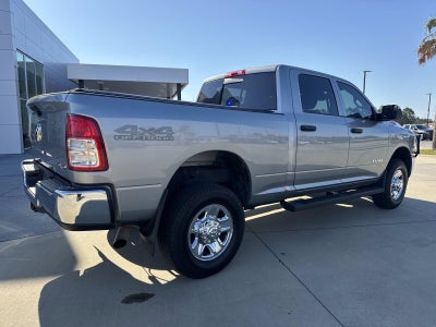 2022 RAM 2500 Tradesman Crew Cab 4x4 6'4' Box