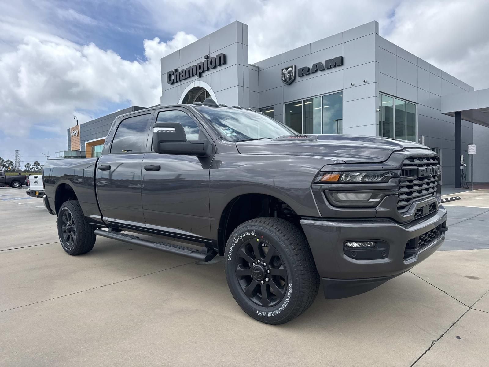 2026 RAM Ram 2500 RAM 2500 BLACK EXPRESS CREW CAB 4X4 6'4' BOX