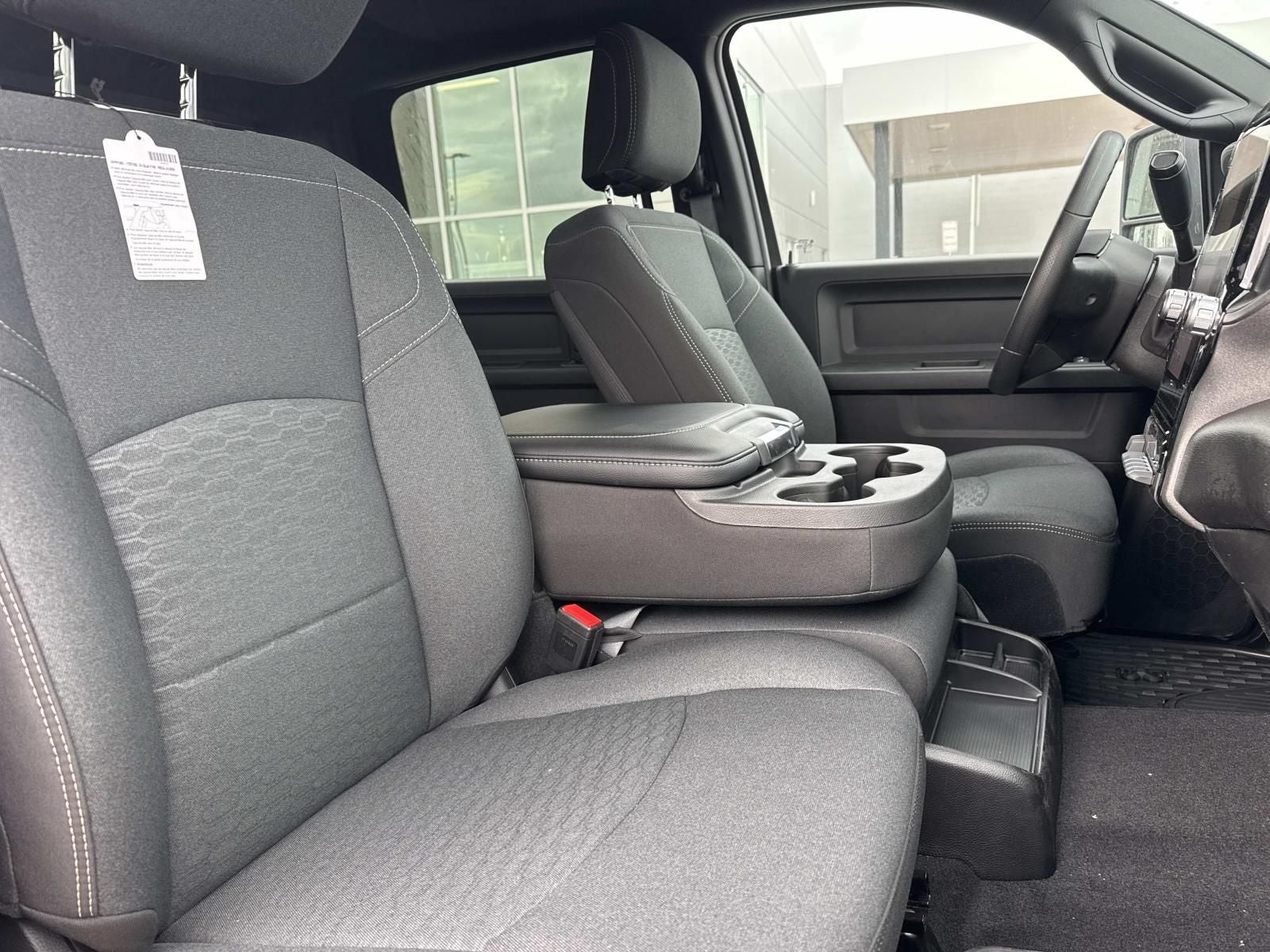 2026 RAM Ram 2500 RAM 2500 TRADESMAN CREW CAB 4X4 6'4' BOX