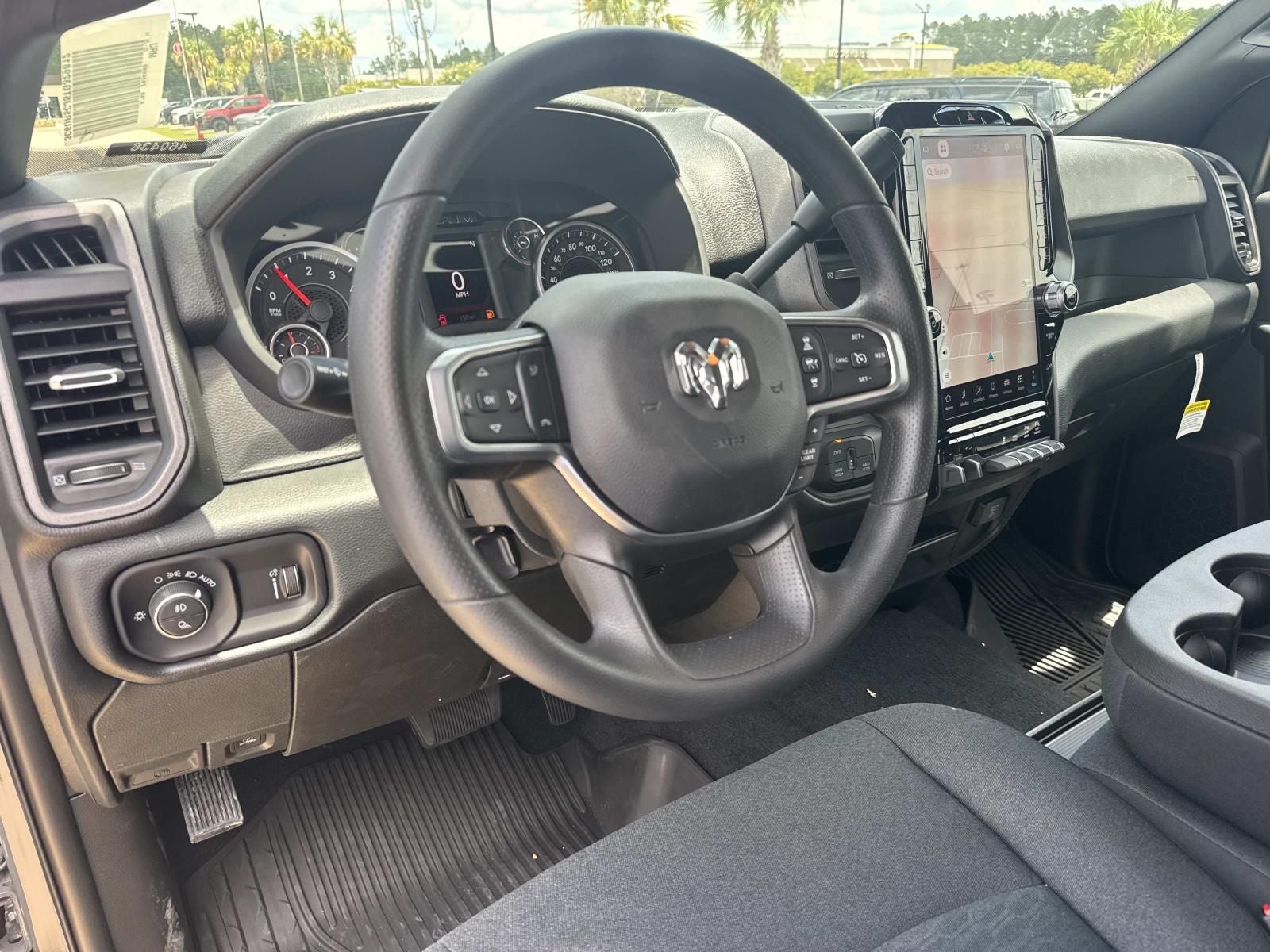 2026 RAM Ram 2500 RAM 2500 BLACK EXPRESS CREW CAB 4X4 6'4' BOX