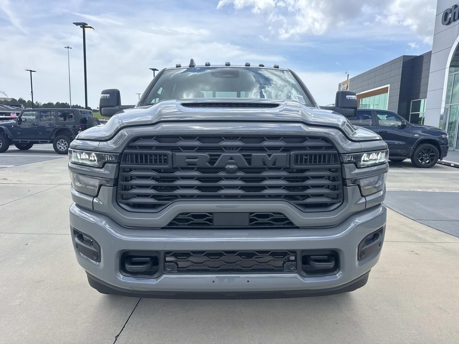 2026 RAM Ram 2500 RAM 2500 BLACK EXPRESS CREW CAB 4X4 6'4' BOX