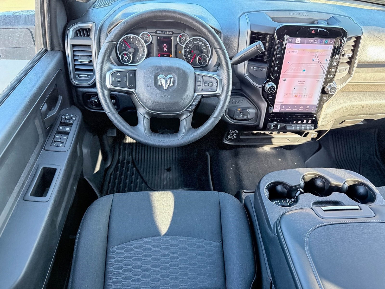 2026 RAM Ram 2500 RAM 2500 BLACK EXPRESS CREW CAB 4X4 6'4' BOX