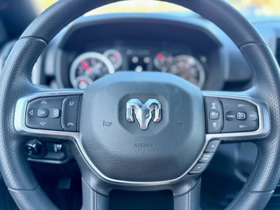 2026 RAM Ram 2500 RAM 2500 BLACK EXPRESS CREW CAB 4X4 6'4' BOX